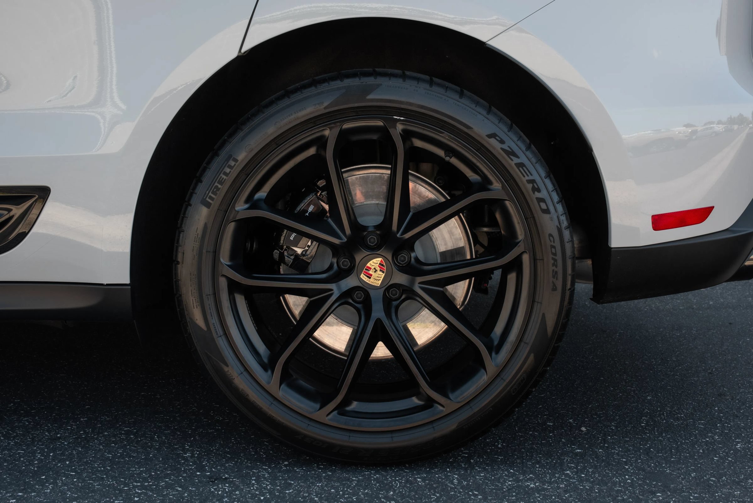 Used 2026 Porsche Macan GTS AWD/4WD image 39