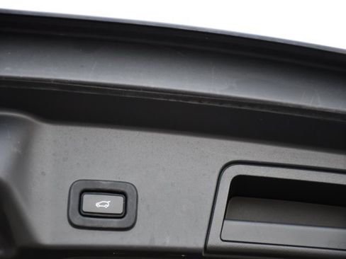 Used 2020 Land Rover Range Rover Evoque R-Dynamic HSE image 23