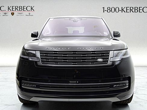 Used 2023 Land Rover Range Rover SE image 20