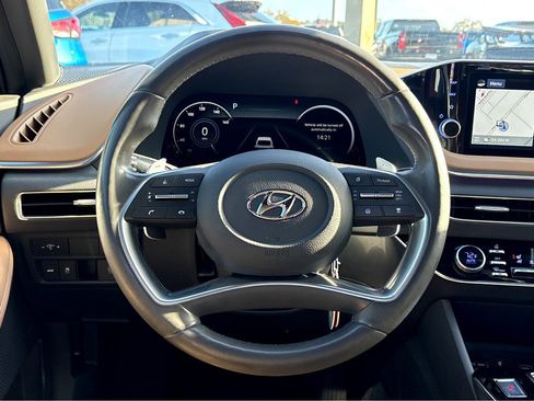 Used 2021 Hyundai Sonata Limited image 18