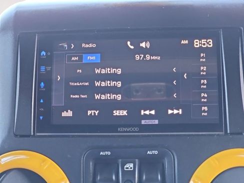 Used 2015 Jeep Wrangler Unlimited Sahara w/ Max Tow Package AWD/4WD image 24