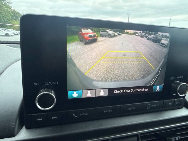 Used 2025 Honda Pilot Sport image 23