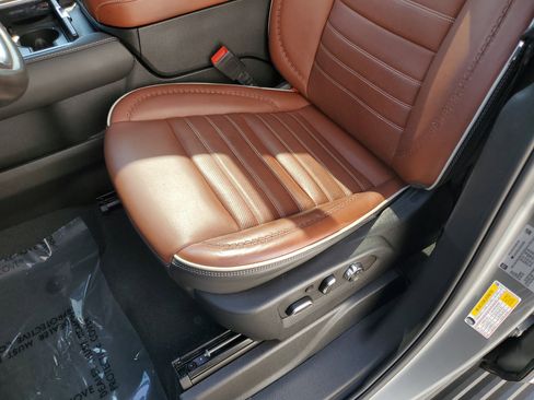 Used 2023 GMC Yukon Denali Ultimate image 23