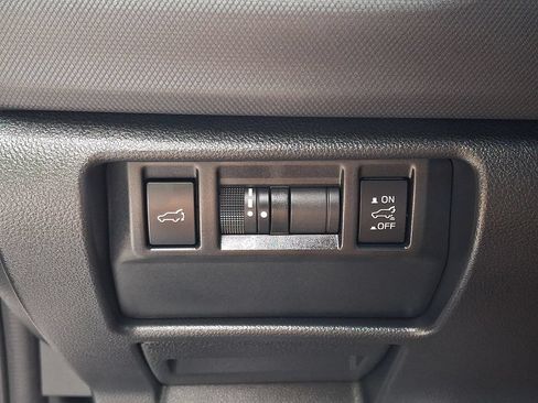 Used 2025 Subaru Forester Touring AWD/4WD image 27