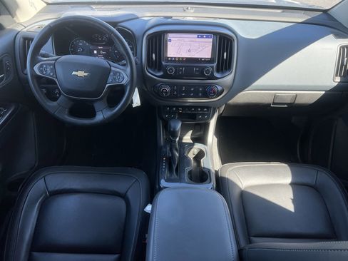 Used 2022 Chevrolet Colorado Z71 w/ Safety Package image 5