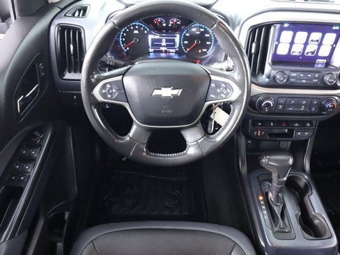Used 2018 Chevrolet Colorado Z71 AWD/4WD image 30