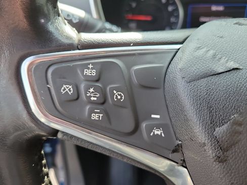 Used 2021 Chevrolet Equinox LT FWD image 27
