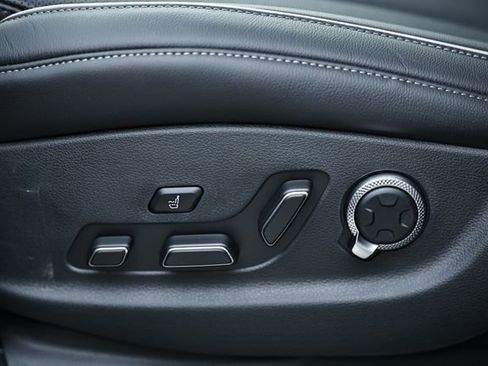 New 2026 Genesis GV80 2.5T Prestige image 22