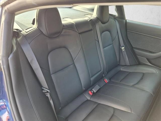 Used 2023 Tesla Model 3 Standard Range RWD image 18