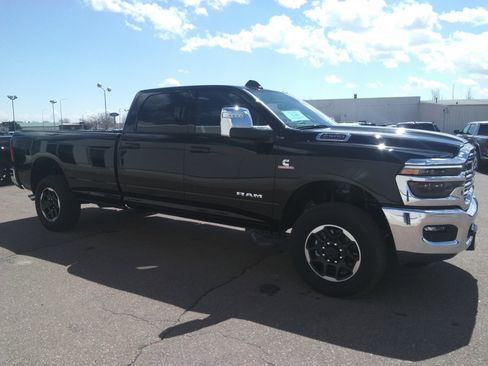 New 2025 RAM 2500 Laramie image 4