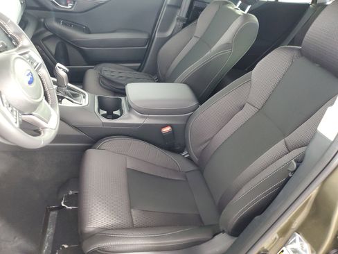 Used 2025 Subaru Outback Premium image 12