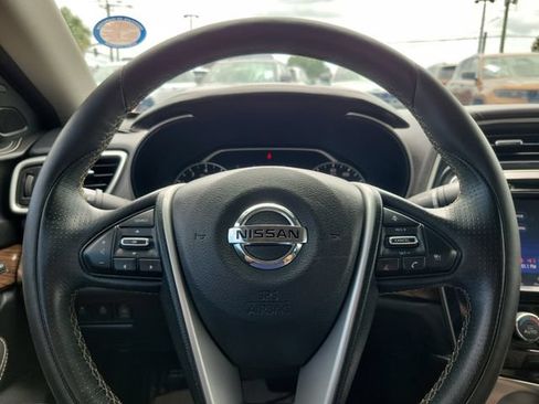 Used 2016 Nissan Maxima Platinum w/ Interior Lighting Package FWD image 19