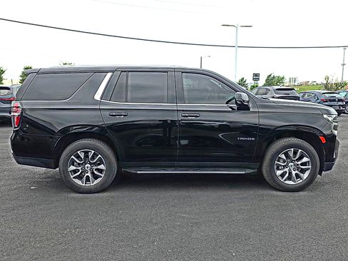 Used 2024 Chevrolet Tahoe LT w/ LT Signature Package RWD image 5