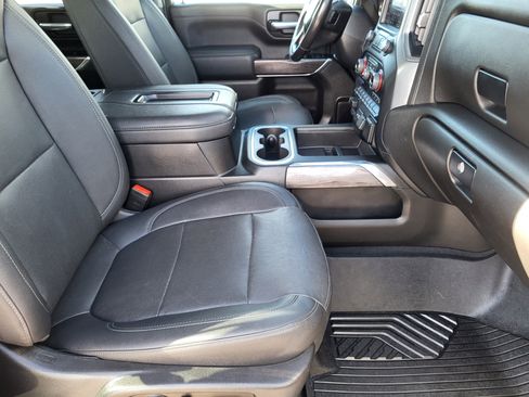 Used 2022 Chevrolet Silverado 2500 LTZ w/ LTZ Plus Package image 11