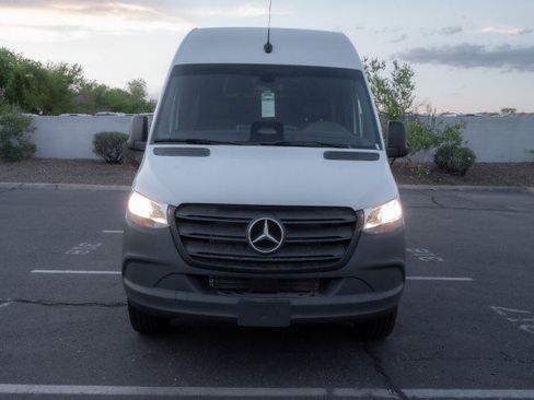 New 2025 Mercedes-Benz Sprinter 2500 image 2
