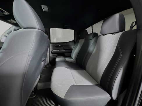 Used 2023 Toyota Tacoma TRD Sport AWD/4WD image 20