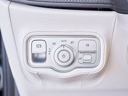 Used 2025 Mercedes-Benz G 63 AMG 4MATIC image 63