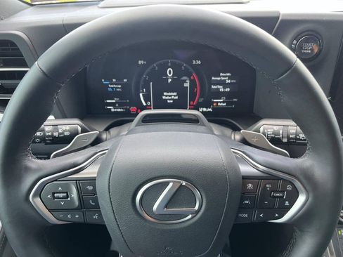 Used 2024 Lexus GX 550 AWD/4WD image 12