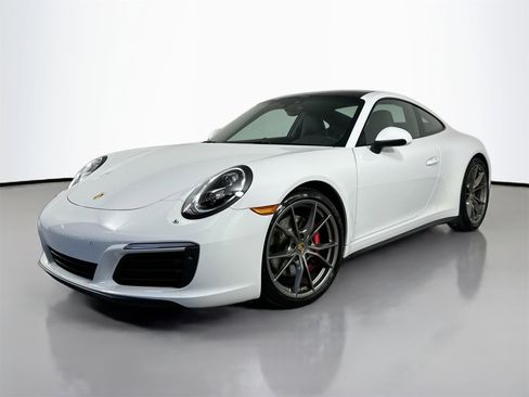 Certified 2017 Porsche 911 Carrera 4S image 1