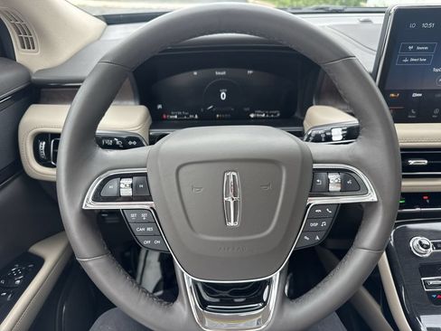 Certified 2023 Lincoln Nautilus Reserve AWD/4WD image 11