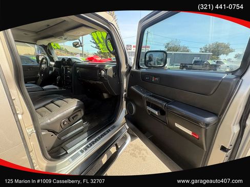 Used 2005 HUMMER H2 w/ Preferred Equipment Group image 17