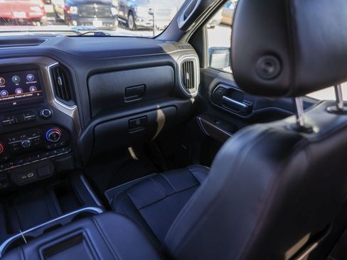 Used 2021 Chevrolet Silverado 2500 High Country w/ Z71 Off-Road Package image 31