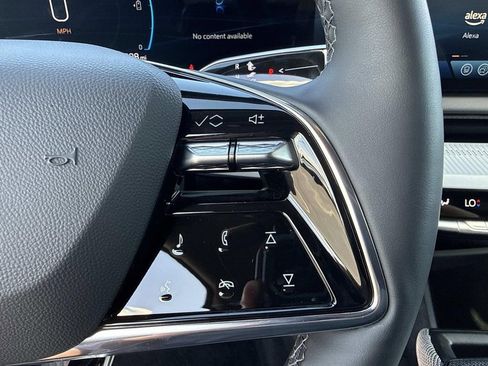 Certified 2025 Cadillac Optiq Sport 1 AWD/4WD image 29