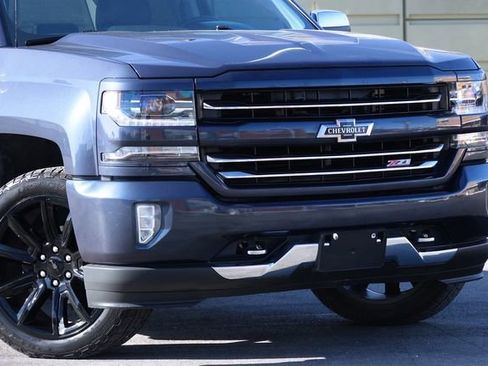 Used 2018 Chevrolet Silverado 1500 LTZ Z71 w/ Centennial Edition image 2