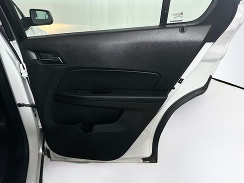 Used 2016 Chevrolet Equinox LS FWD image 27