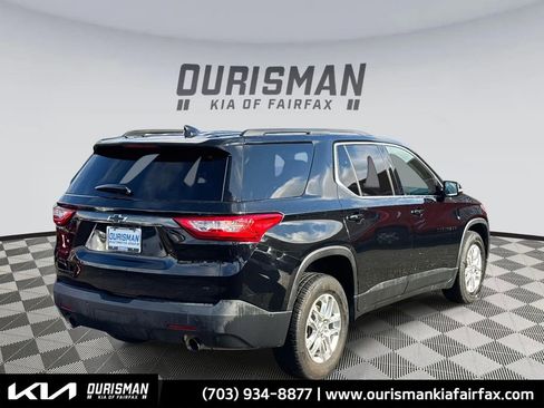 Used 2019 Chevrolet Traverse LT image 3