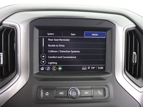 Used 2024 Chevrolet Silverado 1500 Custom image 8