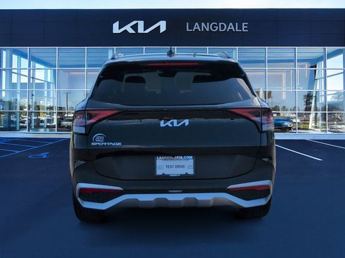 Used 2025 Kia Sportage EX w/ Premium Package image 8