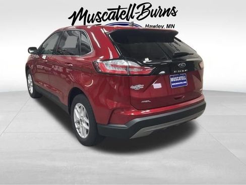 Used 2023 Ford Edge SEL w/ Convenience Package image 3