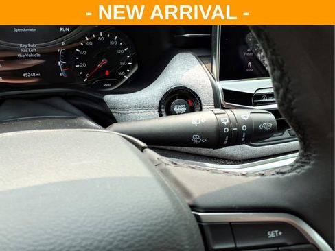 Used 2024 Jeep Compass Latitude AWD/4WD image 23