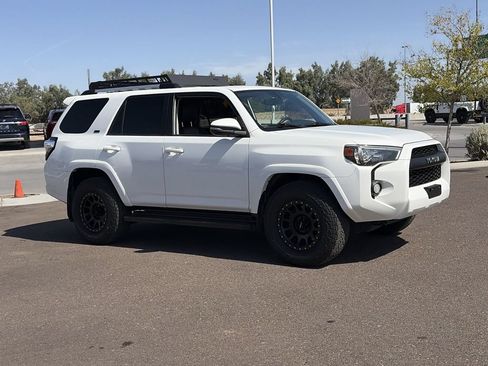 Used 2019 Toyota 4Runner SR5 Premium RWD image 5