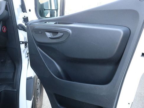 Used 2023 Mercedes-Benz Sprinter 2500 w/ Acoustic Package image 28