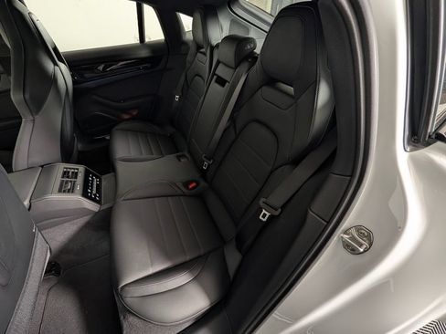 New 2026 Porsche Panamera RWD image 24