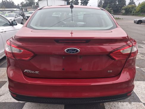 Used 2012 Ford Focus SE FWD image 5