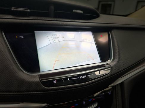 Used 2019 Cadillac XT5 Luxury AWD/4WD image 23