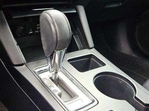 Used 2019 Subaru Legacy 2.5i Premium image 12