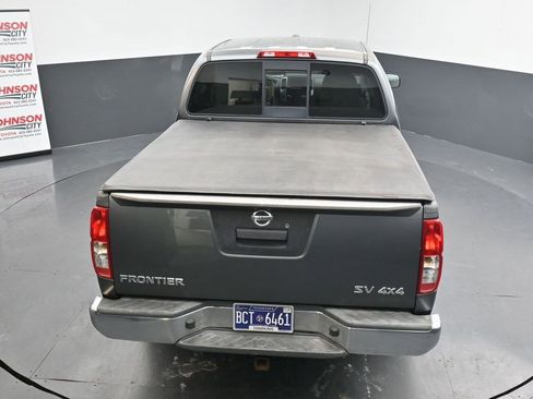 Used 2016 Nissan Frontier SV image 16
