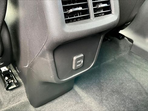 Certified 2024 Chevrolet Equinox LS image 11