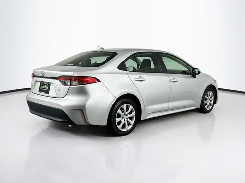 Used 2024 Toyota Corolla LE FWD image 9