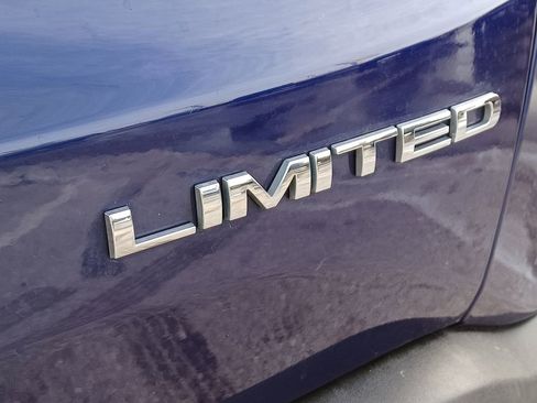 Used 2021 Jeep Renegade Limited image 6