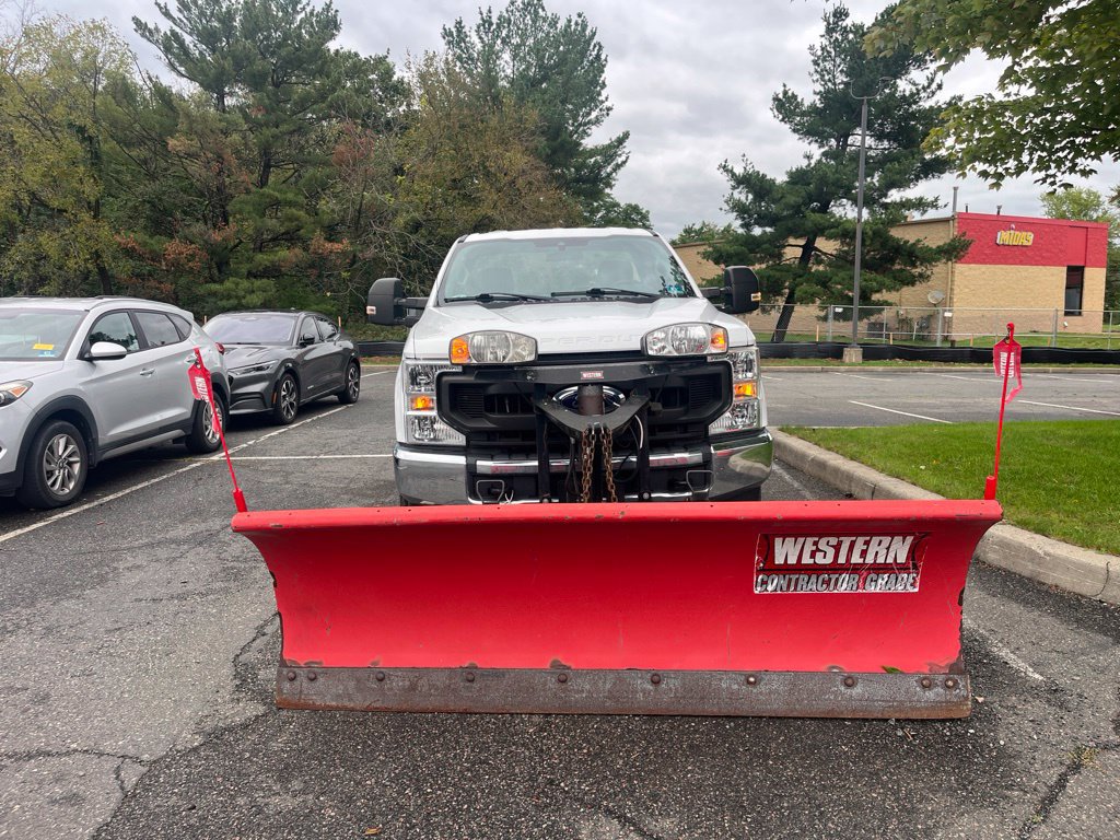 Used 2020 Ford F250 XL w/ Power Equipment Group AWD/4WD image 2
