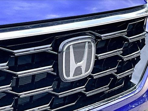 Used 2024 Honda CR-V EX-L image 11