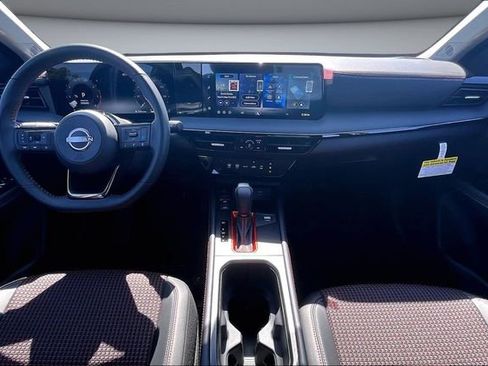 New 2026 Nissan Kicks SR FWD image 5