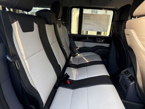 New 2025 INEOS Grenadier Fieldmaster Edition image 29