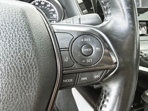 Used 2021 Toyota Camry SE w/ Audio Upgrade Package FWD image 23