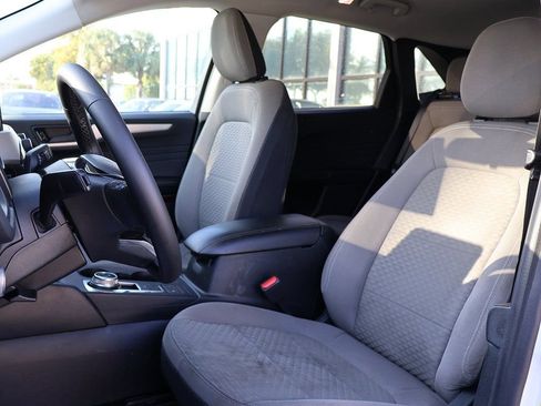 Used 2022 Ford Escape SE w/ Convenience Package image 27